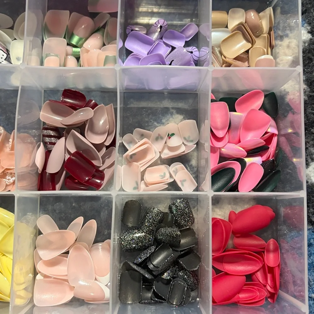 Nail Art Storage Organizer with Assorted Colors